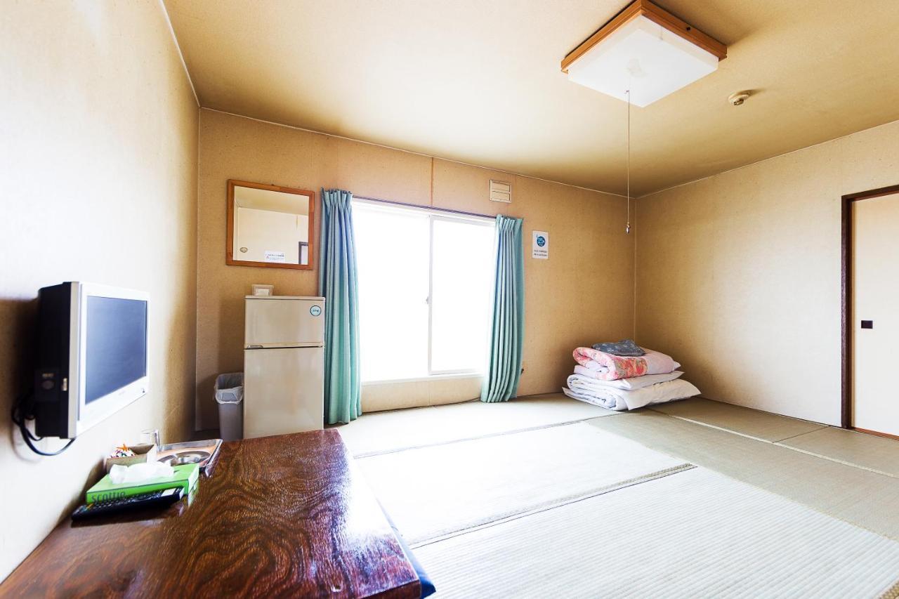 Minshuku Nihonkai Hotel Ishikari Exterior photo